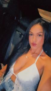 664076697: Chica busca chico en Málaga