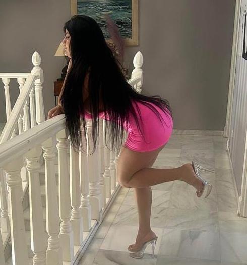 Chica busca chico en Sevilla: 