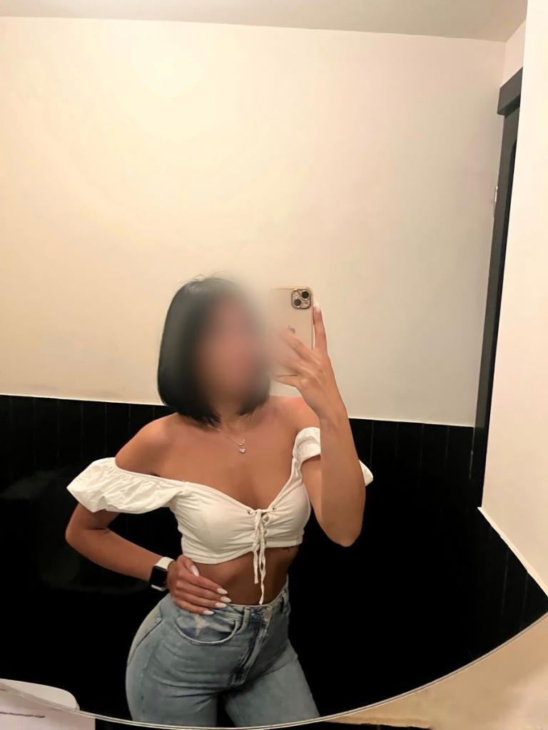Chica busca chico en Murcia: 