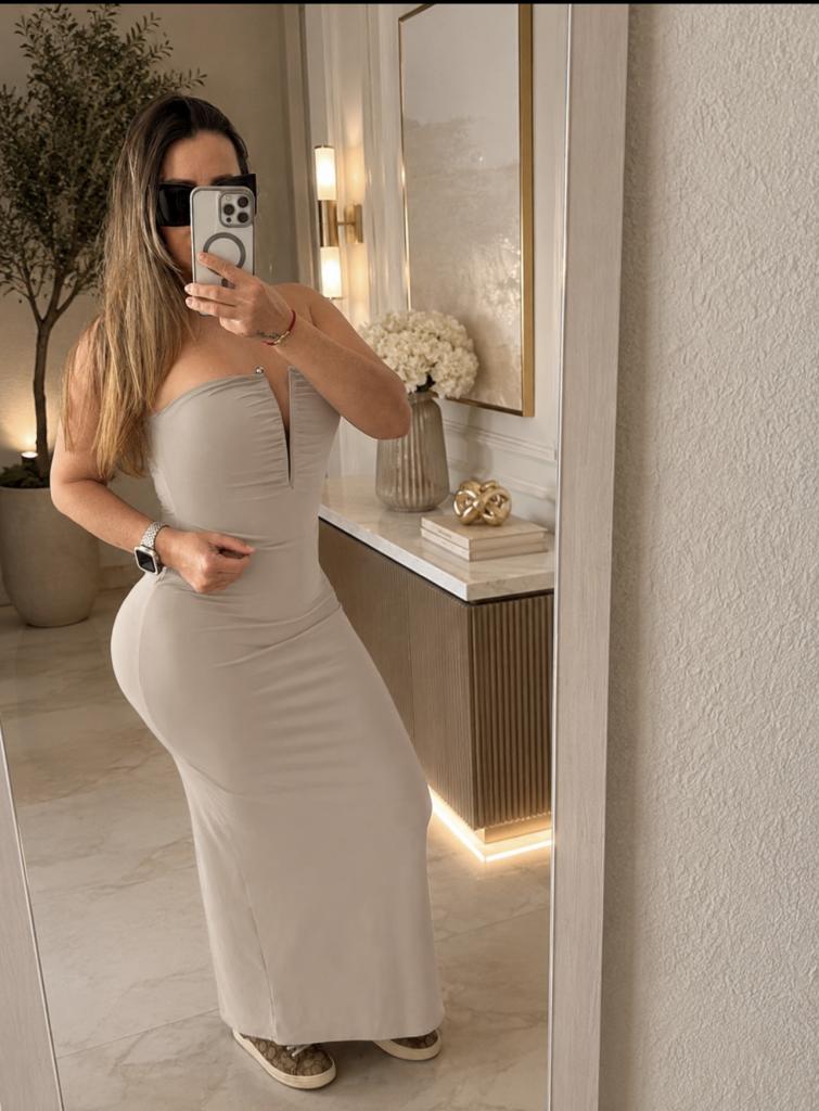 745071296: Chica busca chico en Madrid