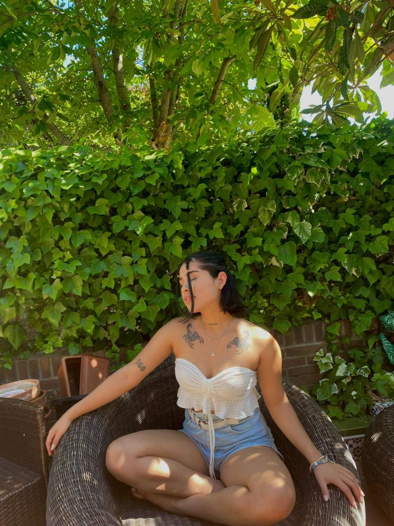 Chica busca chico en Almería: 