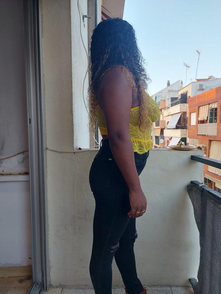 Chica busca chico en Huelva: 
