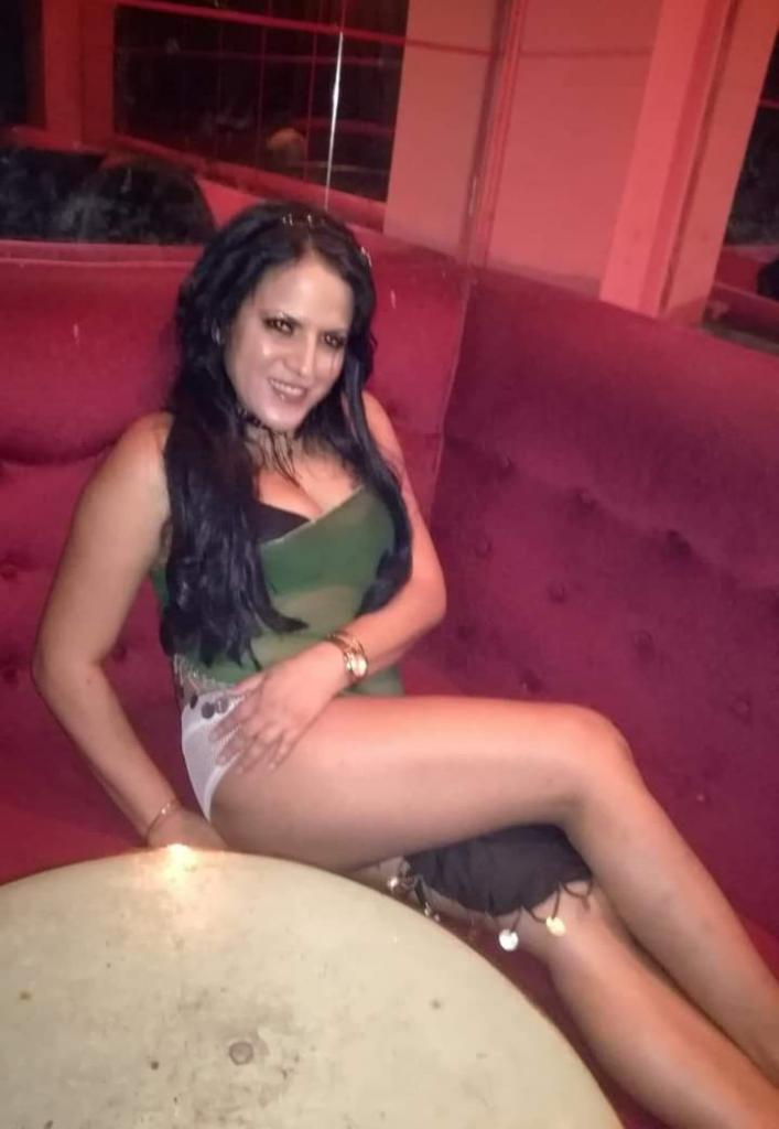 602696219: Chica busca chico en Orense