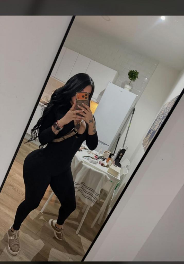 Chica busca chico en Barcelona: 