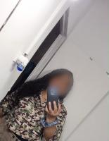 614220852: Chica busca chico en Barcelona