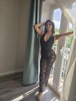641976374: Chica busca chico en Madrid