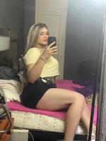 665486982: Travesti en León