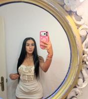 670448668: Chica busca chico en Sevilla