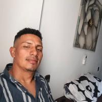 642432590: Chico busca chica en Málaga