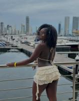 632139681: Chica busca chico en Barcelona