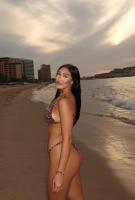 631471250: Chica busca chico en Barcelona