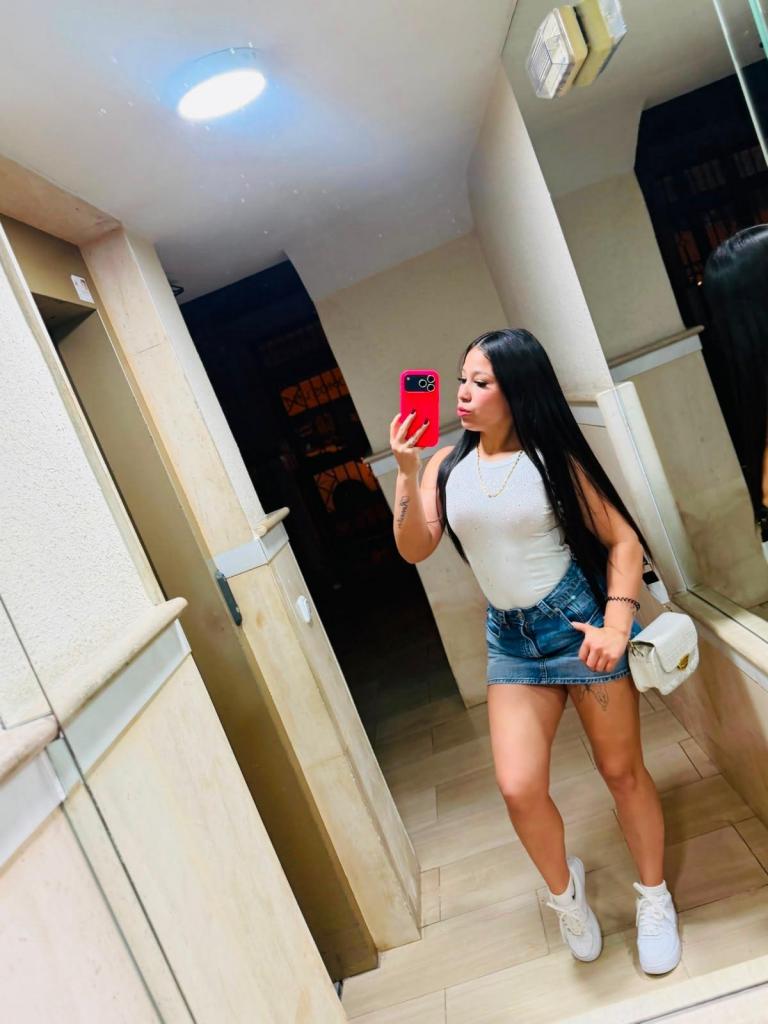 642851045: Chica busca chico en Tenerife