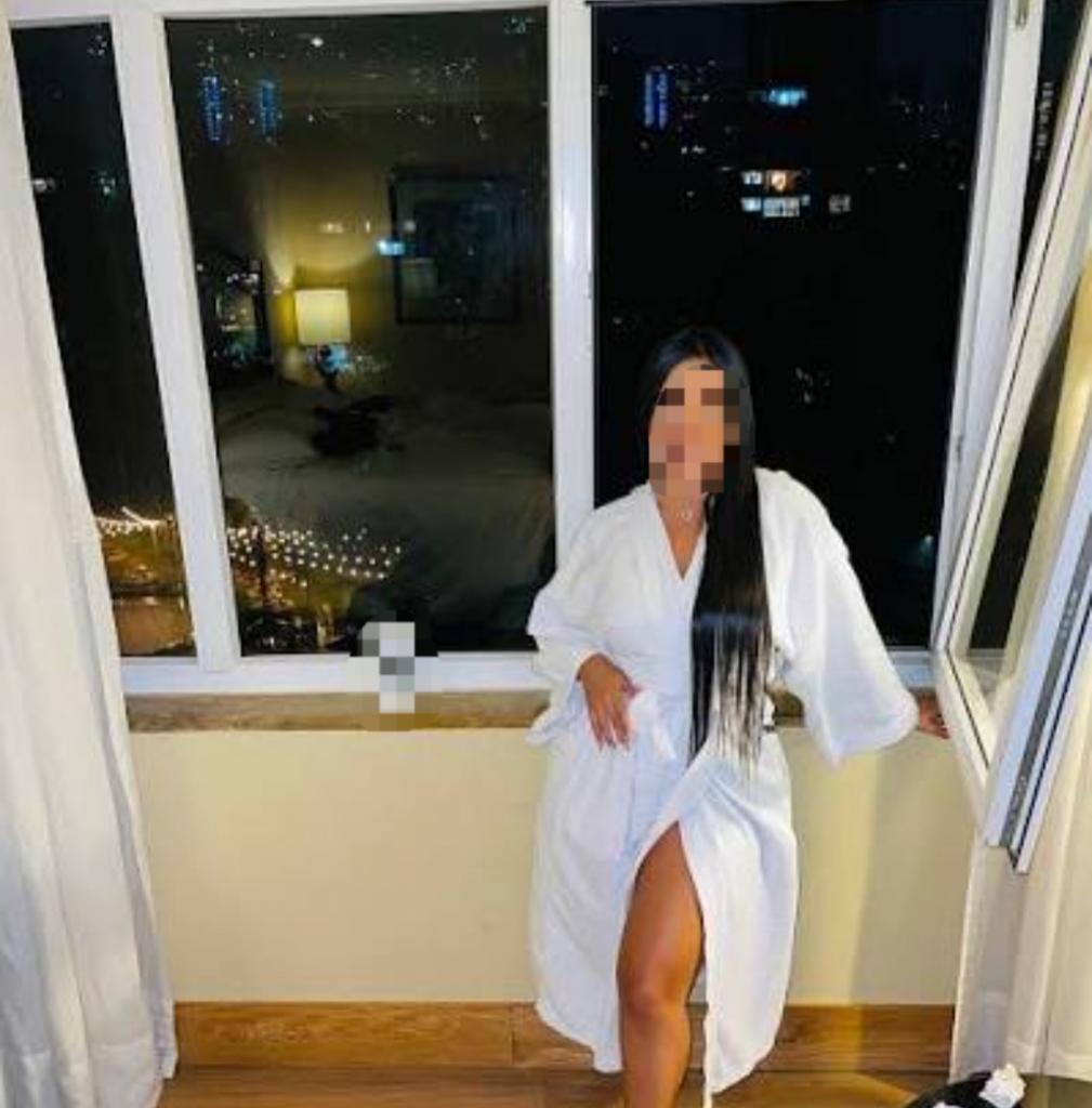 Chica busca chico en Almería: 