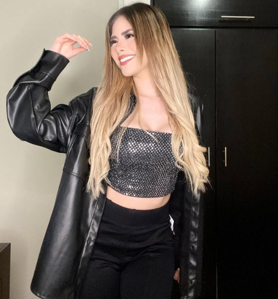 Chica busca chico en Almería: 