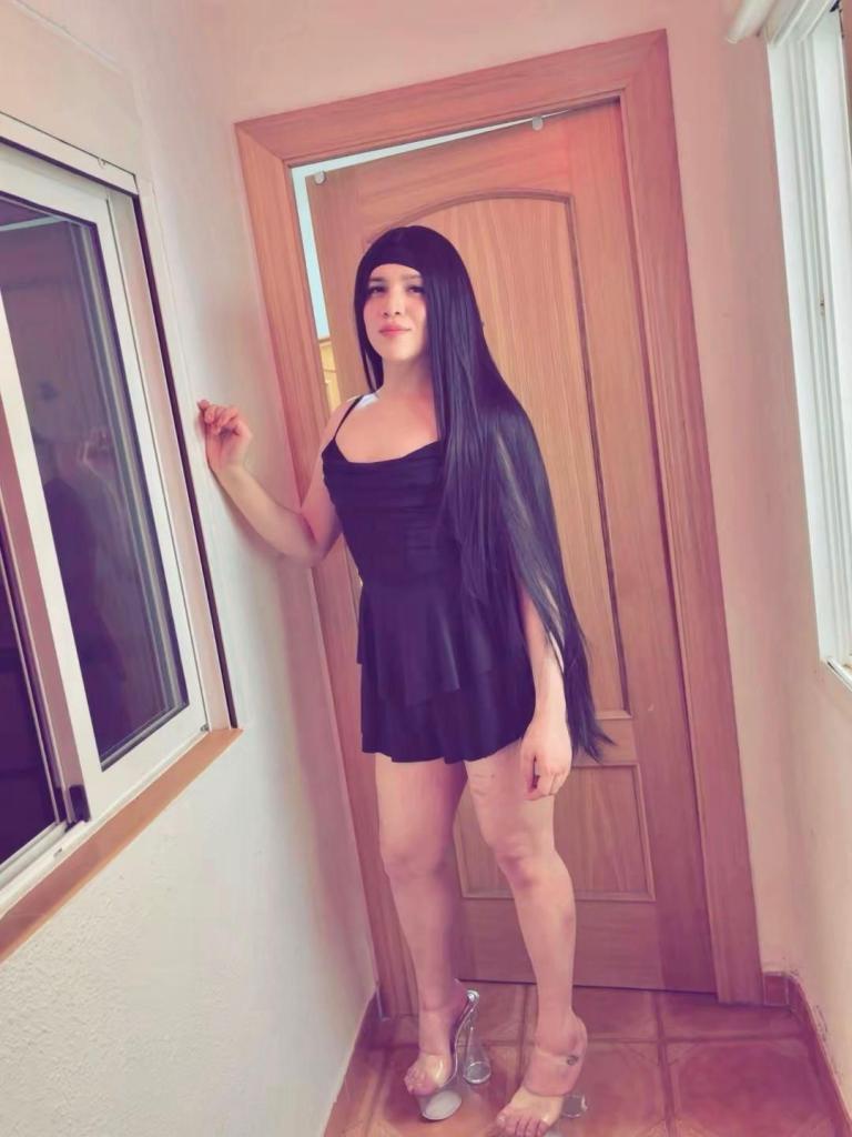 743083531: Travesti en Huelva