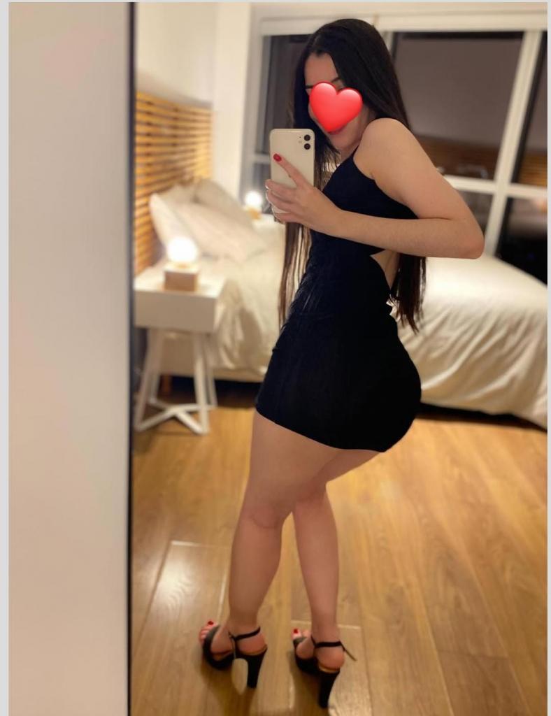 745075083: Chica busca chico en Toledo