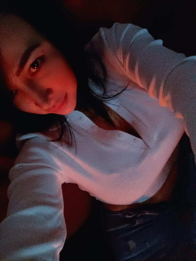 Chica busca chico en Toledo: Chica busca chico