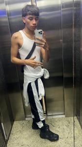 645045316: Chico busca chica en Alicante