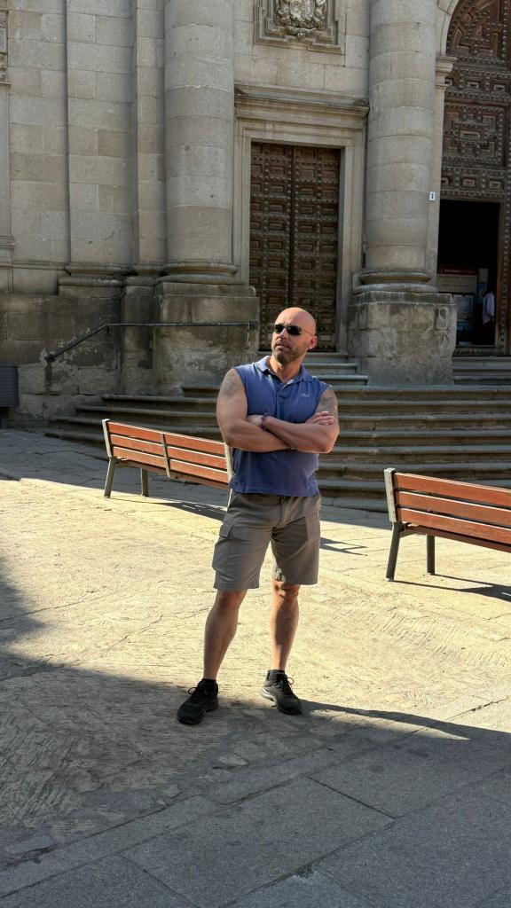 602411372: Chico busca chica en Madrid