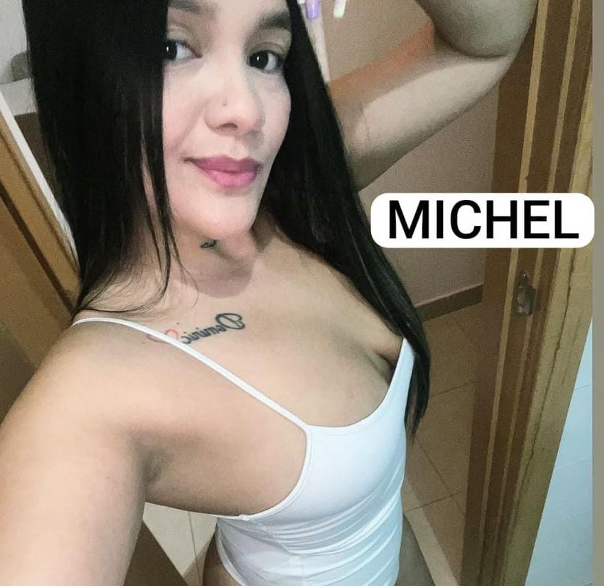 Chica busca chico en Cádiz: 