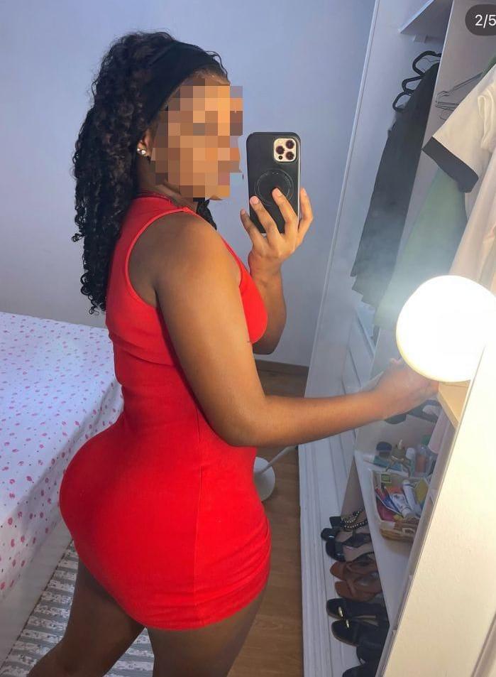 Chica busca chico en Huesca: 