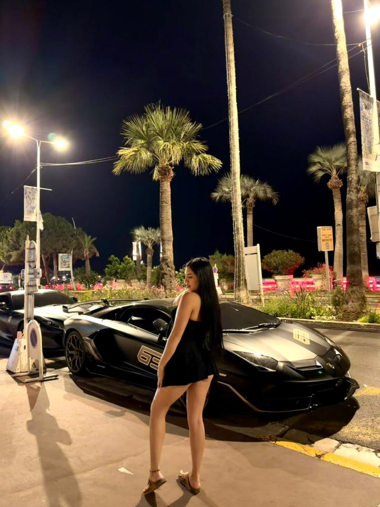 Chica busca chico en Granada: 