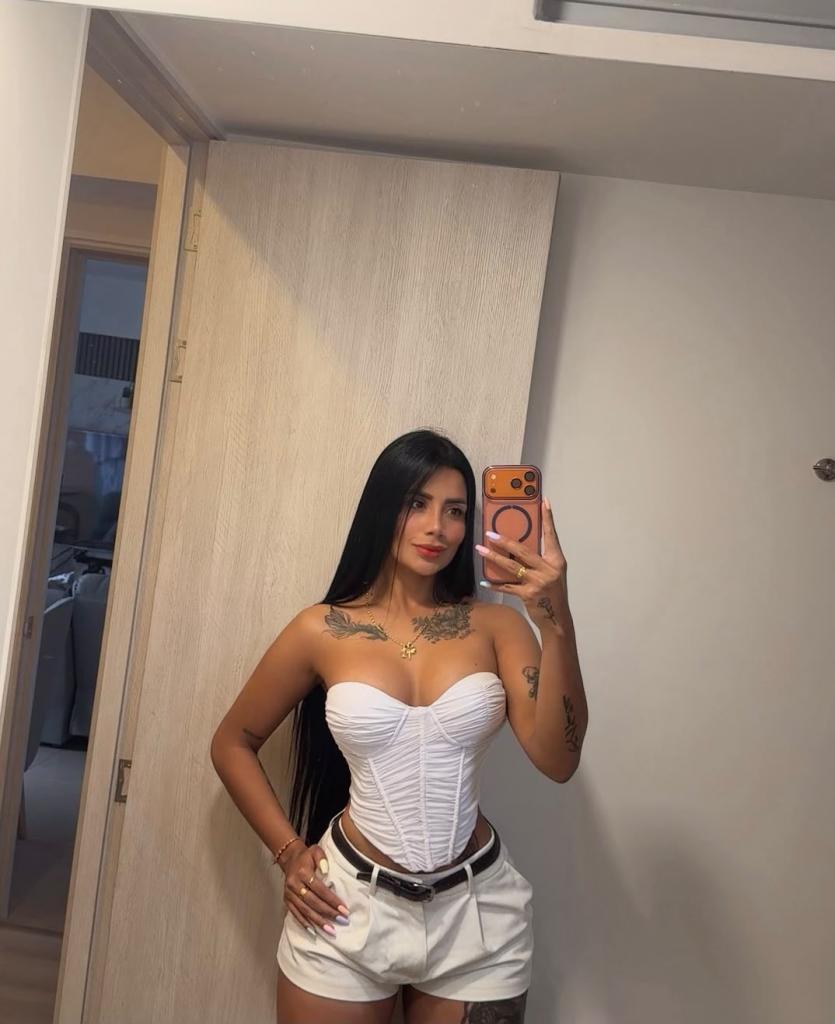 661061799: Chica busca chico en Murcia