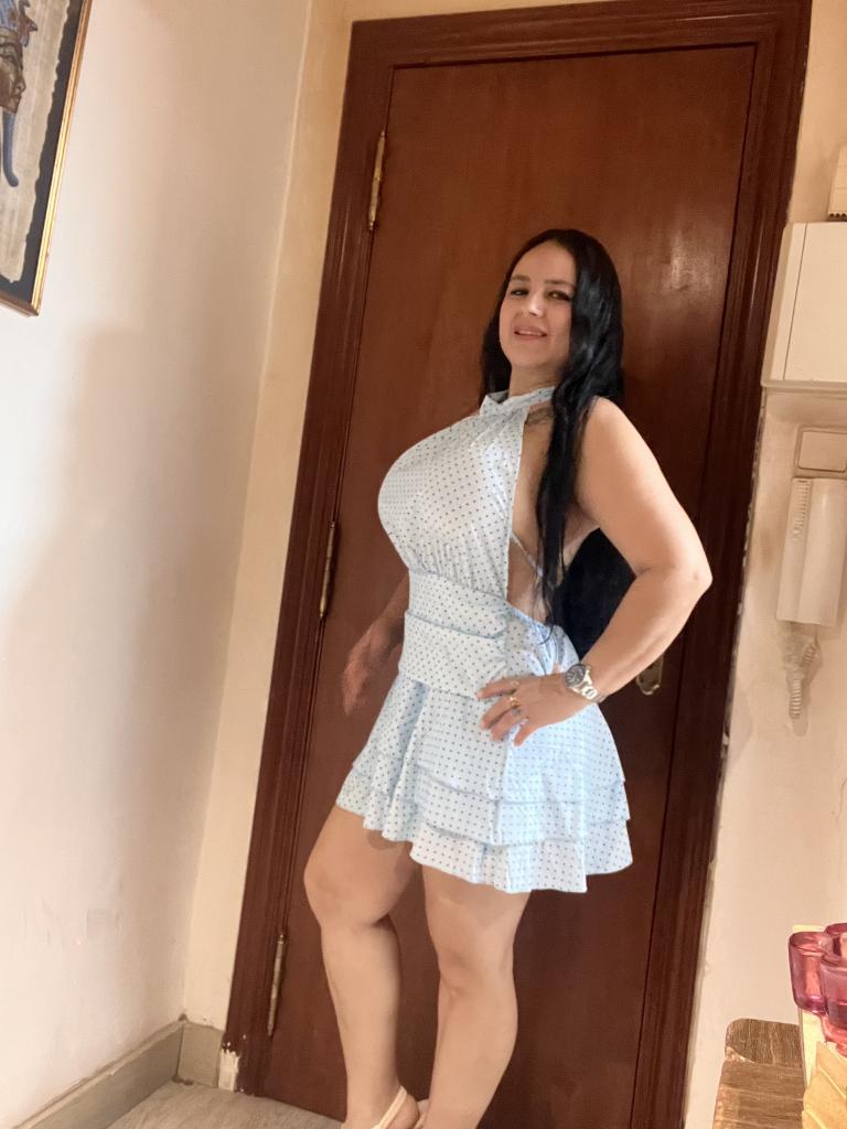 631421036: Chica busca chico en Alicante