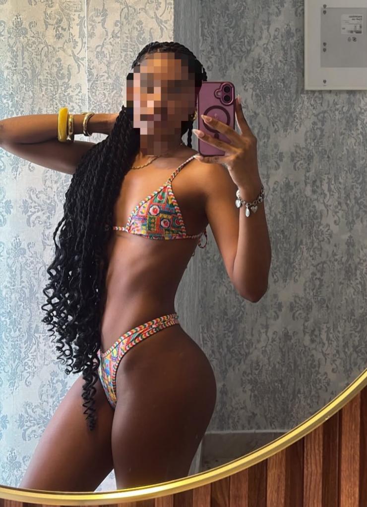 Chica busca chico en Tenerife: 
