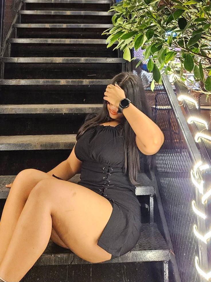 631292283: Chica busca chico en Lugo
