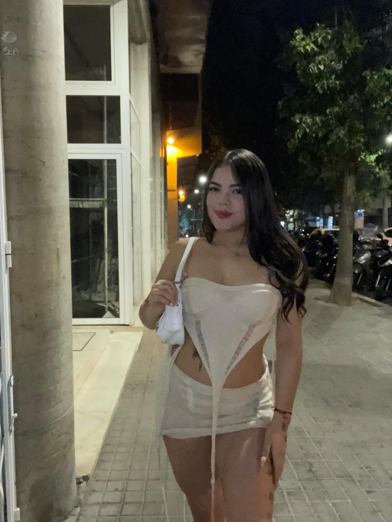 Chica busca chico en Barcelona: Chica busca chico
