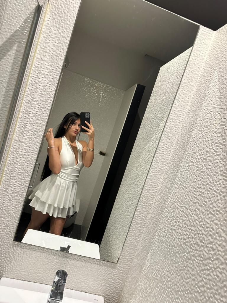 Chica busca chico en Sevilla: 