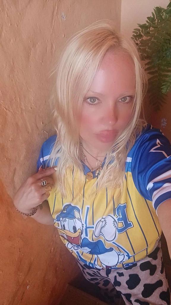 643233681: Chica busca chico en Tarragona