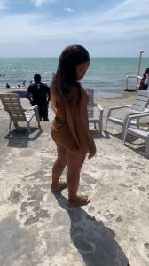 607369781: Chica busca chico en Huesca