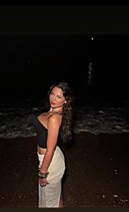 647213052: Chica busca chico en Madrid