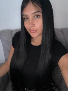 664248198: Chica busca chico en Sevilla