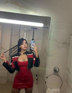 631005852: Chica busca chico en Cádiz