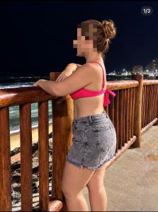 690823059: Chica busca chico en Lugo