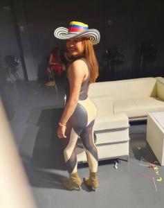 674154867: Chica busca chico en Murcia