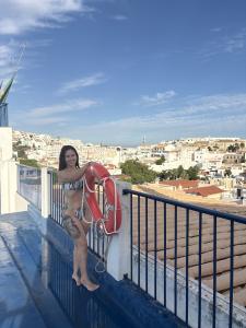 670318397: Chica busca chico en Valencia