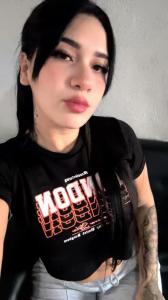 667958723: Chica busca chico en Barcelona