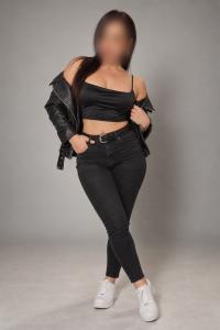 617491527: Chica busca chico en Madrid
