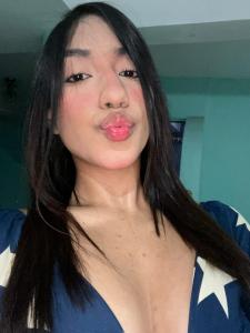 642630471: Chica busca chico en Valencia