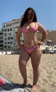 631349721: Chica busca chico en Barcelona