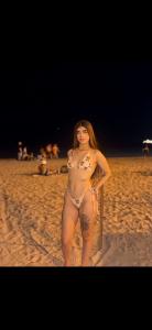 745002739: Chica busca chico en Ibiza