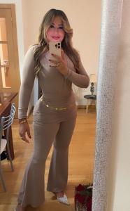 674154867: Chica busca chico en Murcia