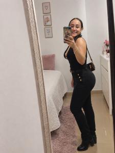 689244442: Chica busca chico en Valladolid