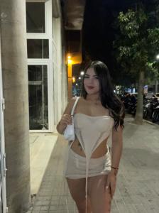 623568670: Chica busca chico en Barcelona