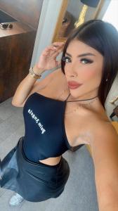 677313673: Chica busca chico en Barcelona