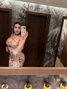 661214795: Chica busca chico en Málaga